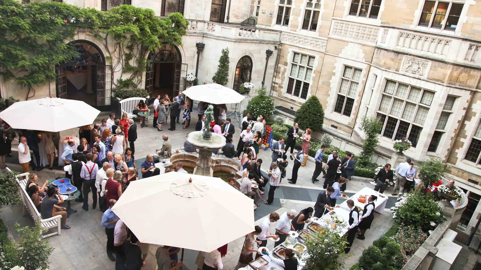 outdoor estate event