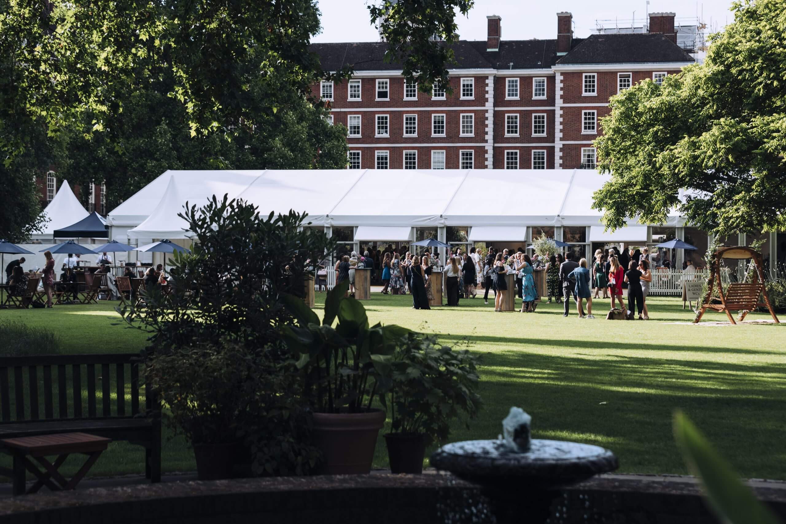 smart group outdoor summer party